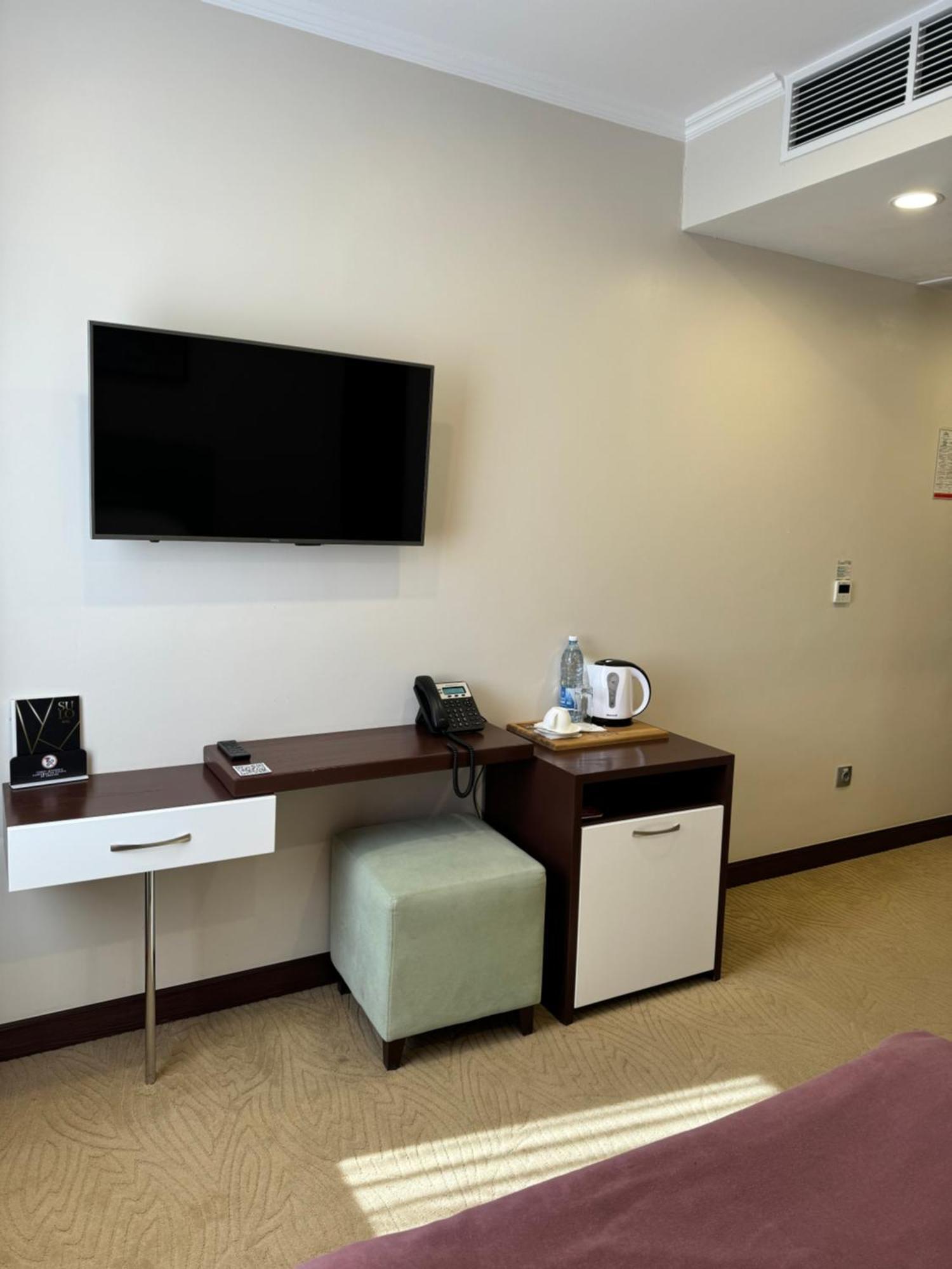 Sulo Atyrau Hotel Extérieur photo